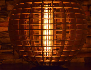 Holzlampe