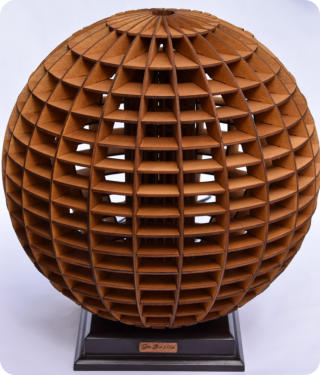 Holzlampe